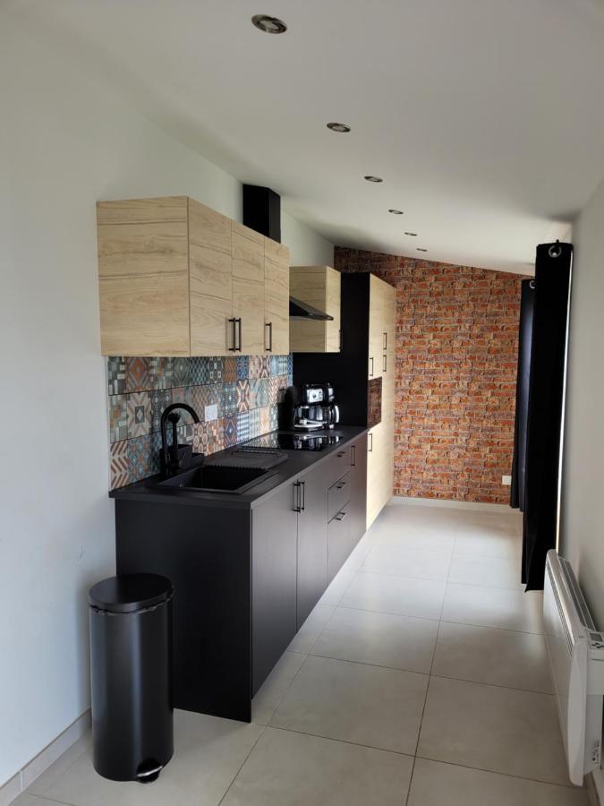 Il Vialetto , Appartement Milano , Spacieux, Tout Confort, Au Calme Jeumont Exterior photo